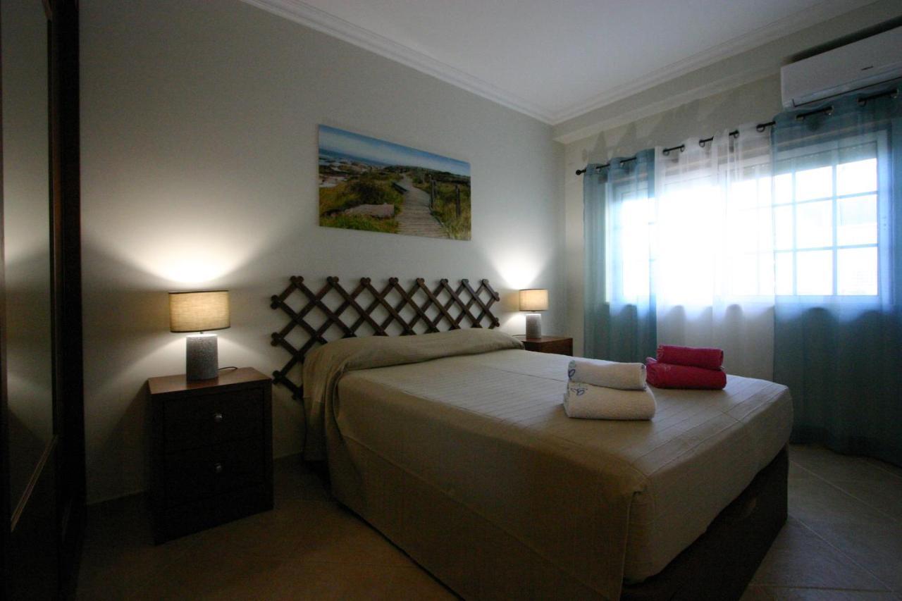 Villa Vista Mar E Piscina Fuzeta Ngoại thất bức ảnh